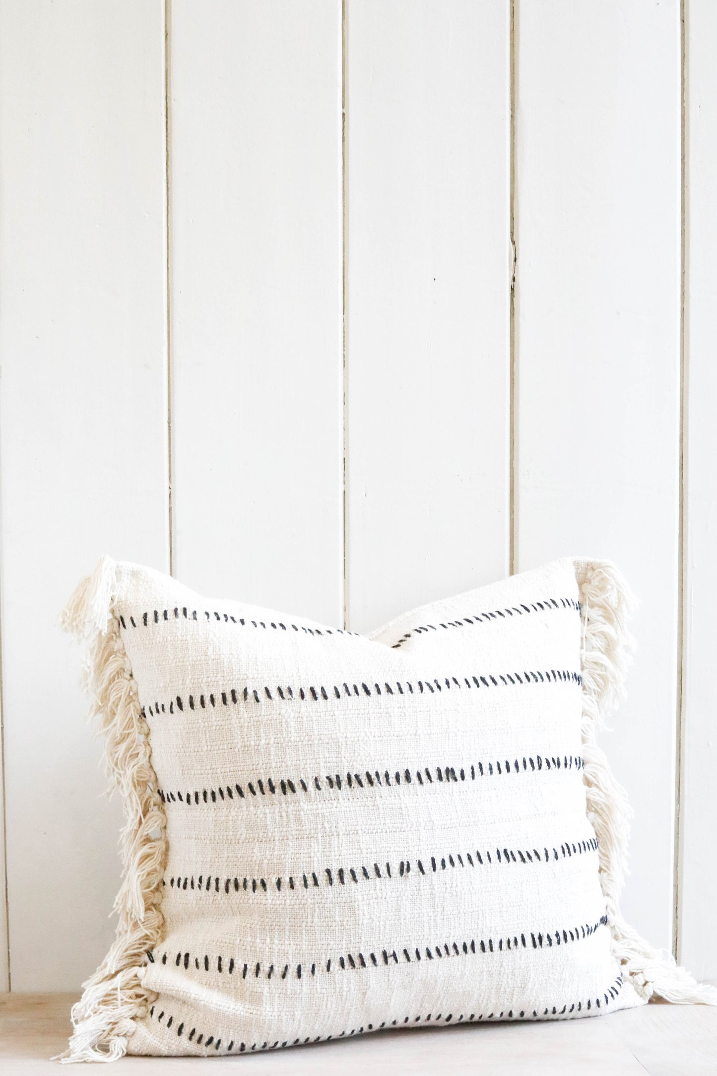 Linan Stripe Tassel textured Cushion